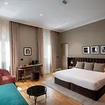 Condotti Boutique 4*