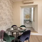 Condotti Boutique 4*