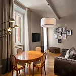 מלון Condotti Boutique 4*