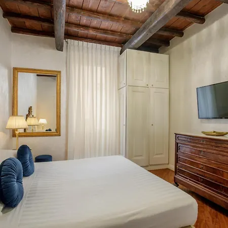Condotti Boutique 4* Rome