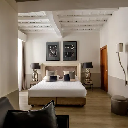 كوندوتي بوتيك 4* روما