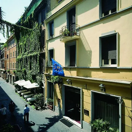 Condotti Boutique 4*