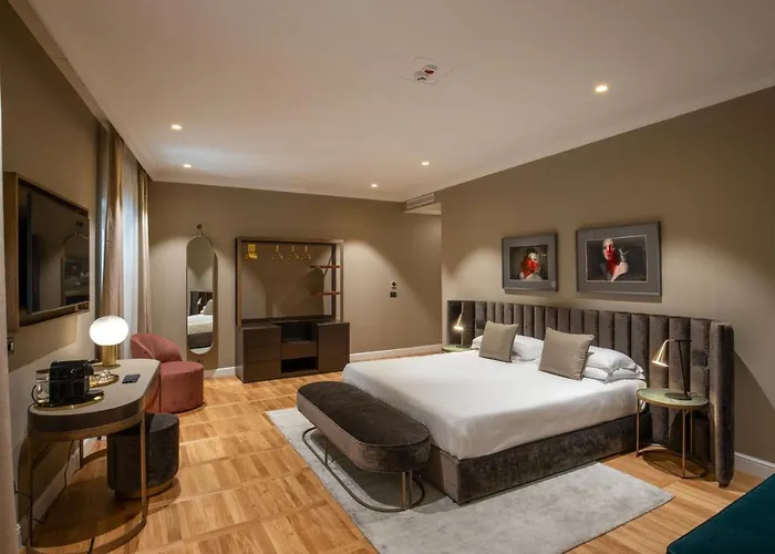 Hotel Condotti Boutique 4*