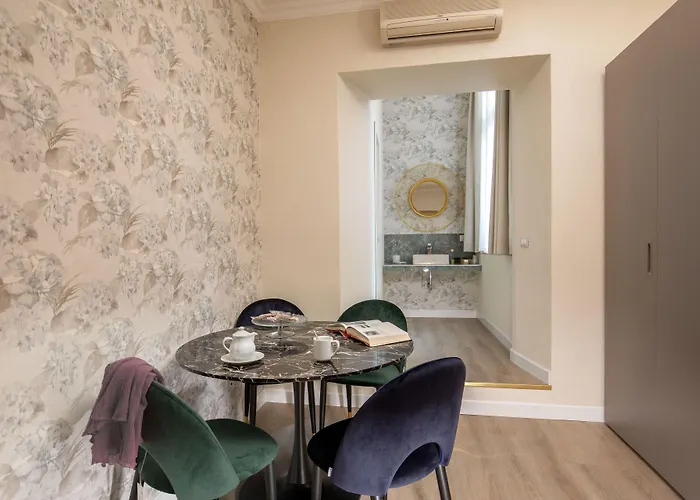 Condotti Boutique 4*