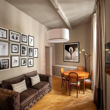 Condotti Boutique Отель Рим