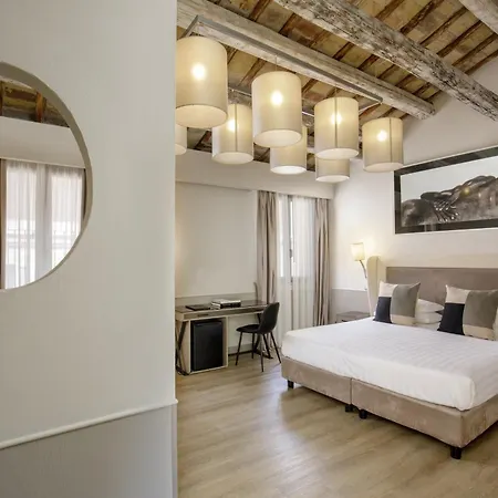 Condotti Boutique