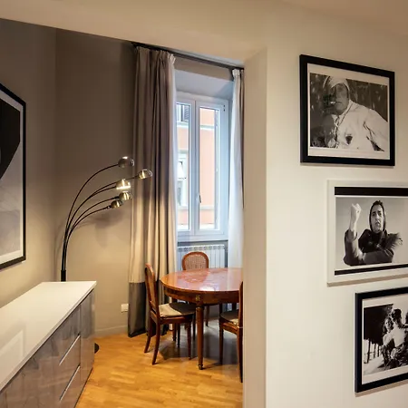 Отель Condotti Boutique Рим