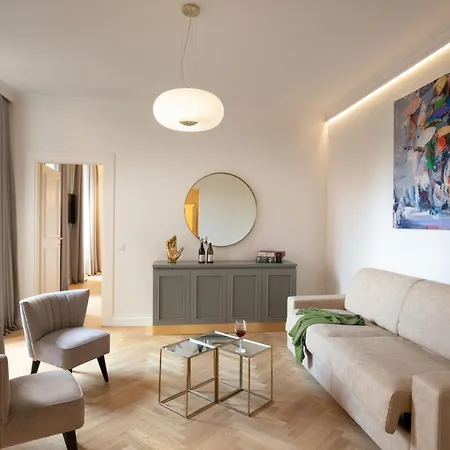 Отель Condotti Boutique Рим