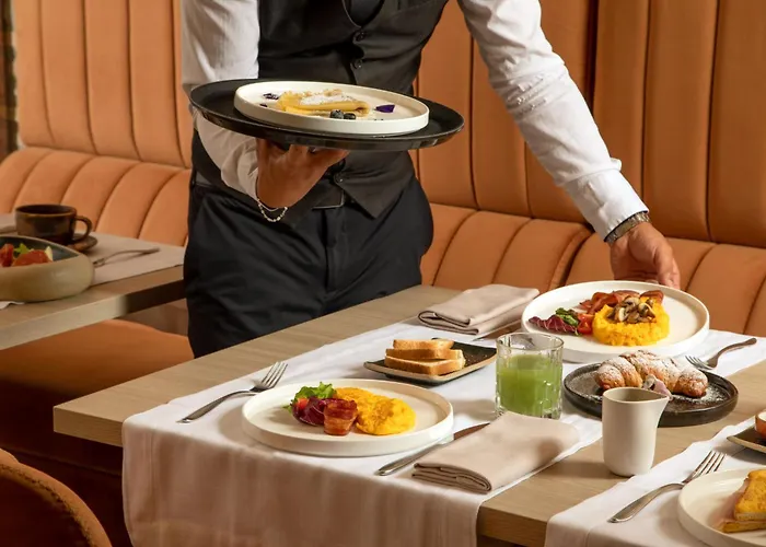 Condotti Boutique 4*