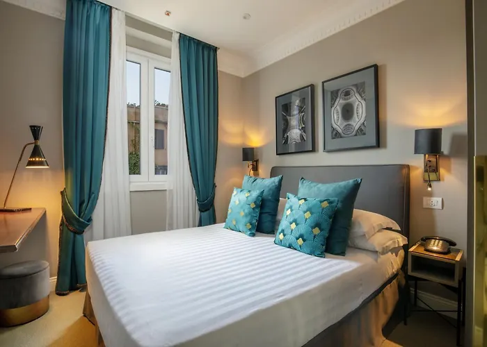 Condotti Boutique Szálloda 4*