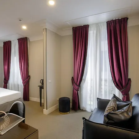 Condotti Boutique 4*