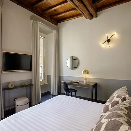 Condotti Boutique Hotel