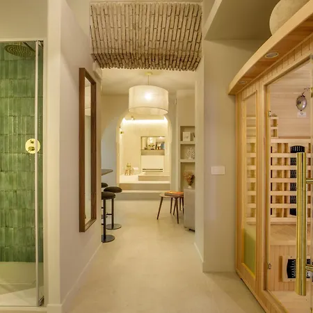 Condotti Boutique 4*